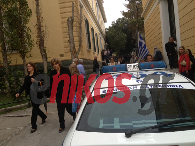 Τώρα- Τηλεφώνημα για βόμβα στην Ευελπίδων