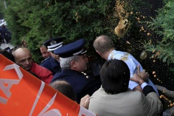 Ο Γερμανός έχει… χιούμορ