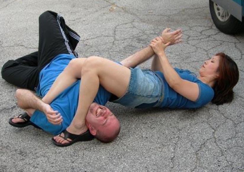 Τις “έφαγε” από την περιπτερού