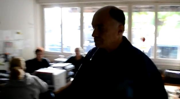 “Γελοίες, γαϊδούρες, ξεφτιλισμένες”