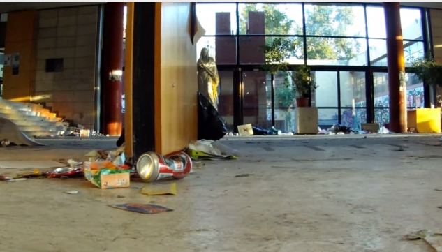 Ταινία τα σκουπίδια στο ΑΠΘ