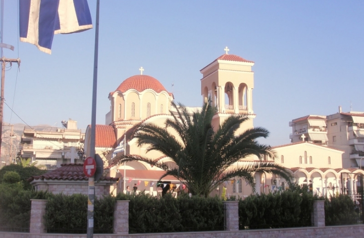 Ρήμαξαν εκκλησία σε 1,5’