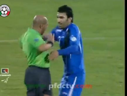 Πήγε να αγκαλιάσει τον διαιτητή