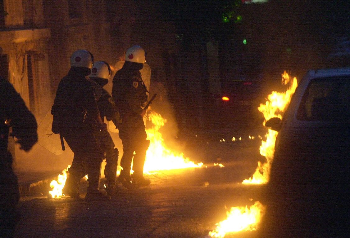 Τραυματίστηκαν εννέα αστυνομικοί