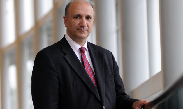 Αποδοκίμασαν τον Αγγελάκα