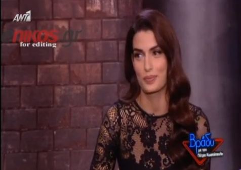 Την γοητεύουν τα…νεκροταφεία