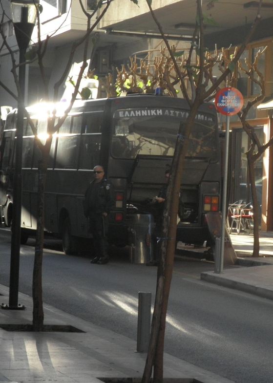 Συναγερμός για τα εγκαίνια της Χρυσής Αυγής