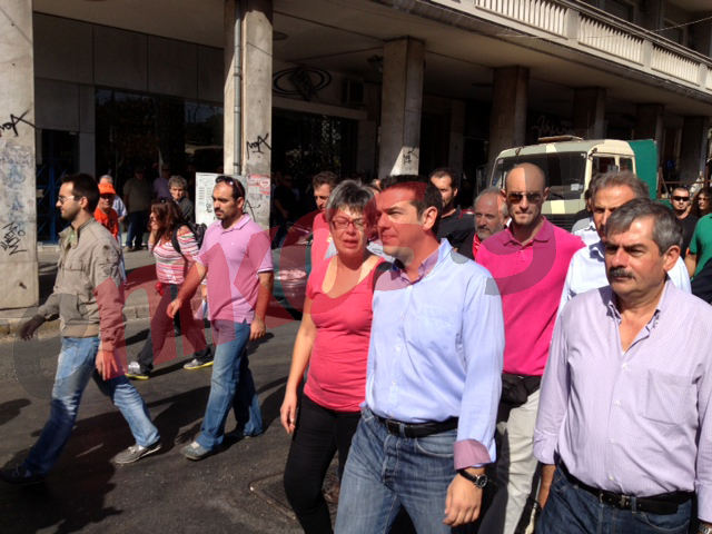 Δίπλα σε ΓΣΕΕ-ΑΔΕΔΥ ο Τσίπρας