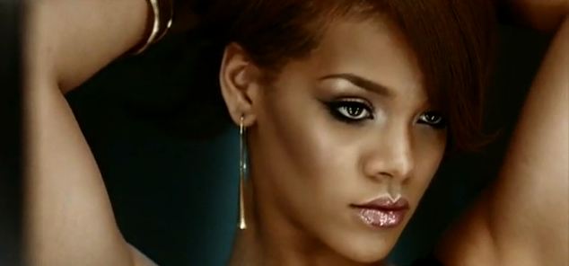 Η δωρεά της Rihanna για τα θύματα