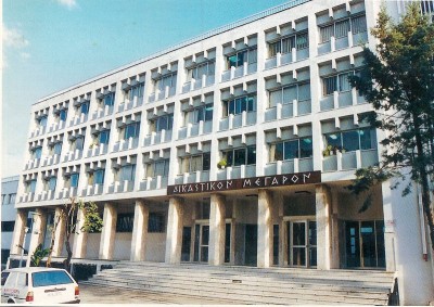 Τώρα-Τηλεφώνημα για βόμβα στα δικαστήρια