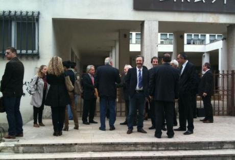 Αγρίνιο: Οι δικηγόροι κατέλαβαν το δικαστικό μέγαρο