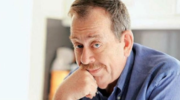 Η επιστροφή του Ηλία Μαμαλάκη