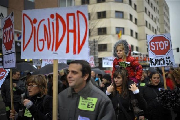 Ισπανία-Παγώνουν τις εξώσεις