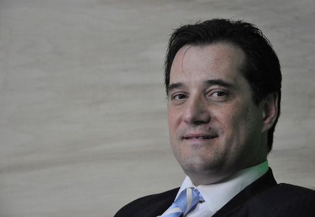 Πόσο κάνει το ρολόι του Άδωνι;