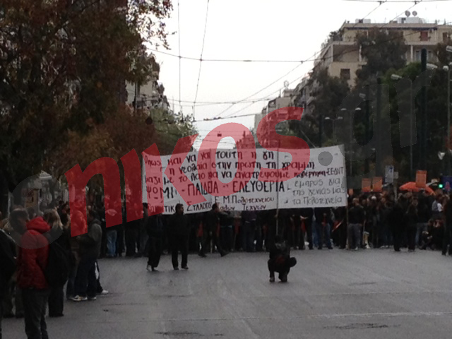 Πολυτεχνείο-Στις 2 μμ κλείνει η πύλη