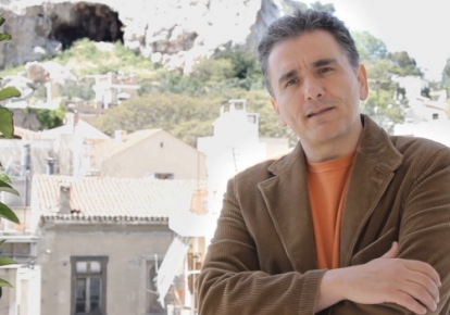 “Στα όριά της η κοινωνία”