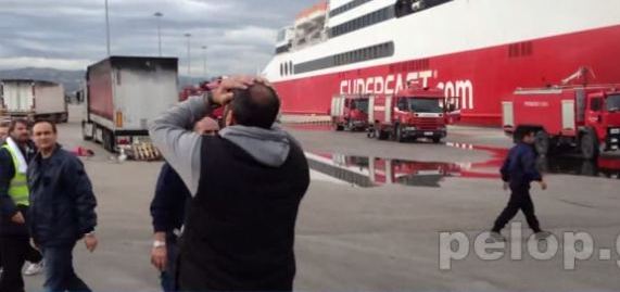 Οδηγοί κλαίνε για τις καμένες νταλίκες