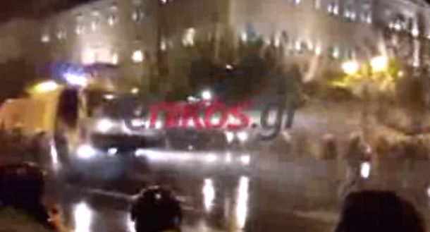 Βίντεο-Οι υδροφόρες επί της Β.Σοφίας