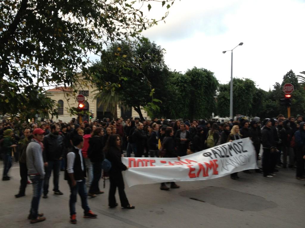 Κασιδιάρης: Οπλοφορούμε με άδεια