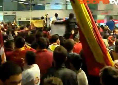 Τους υποδέχθηκαν με …απειλές