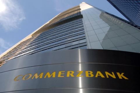 H Commerzbank απολύει 6.000 άτομα