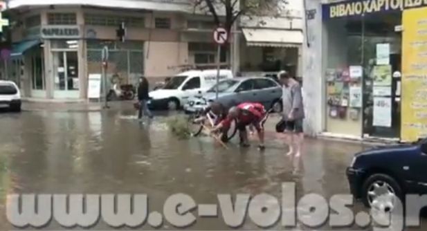 Πλημμύρισε το κέντρο του Βόλου