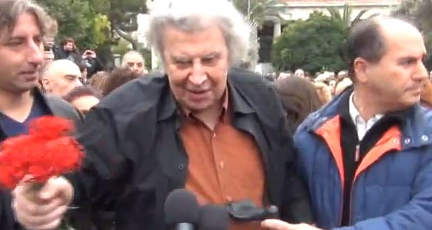 Βίντεο:Στο Πολυτεχνείο ο Θεοδωράκης