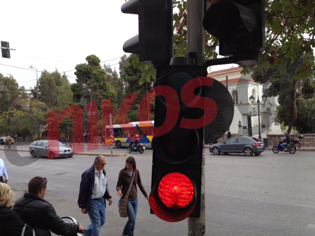 Ο σηματοδότης της… κρίσης