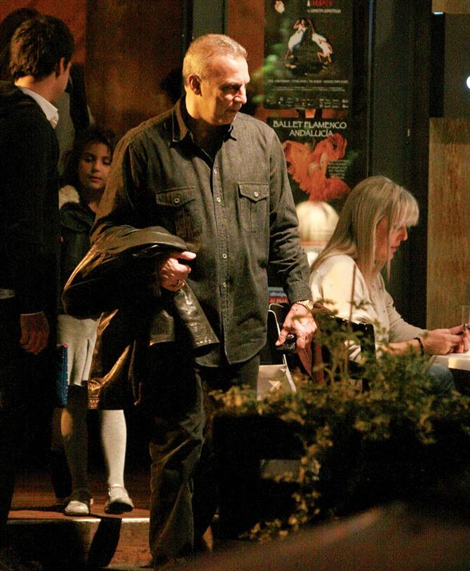 Η βόλτα της οικογένειας Γκάλη