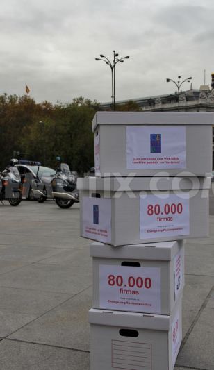 Αντιδρούν με 80.000 υπογραφές