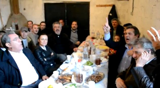 Ο Καμμένος τραγουδά:Πότε θα κάνει ξαστεριά