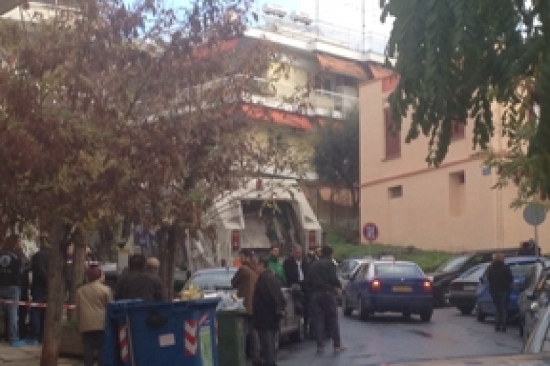 ΦΩΤΟ-Σοκ από το πτώμα που βρέθηκε σε κάδο σκουπιδιών