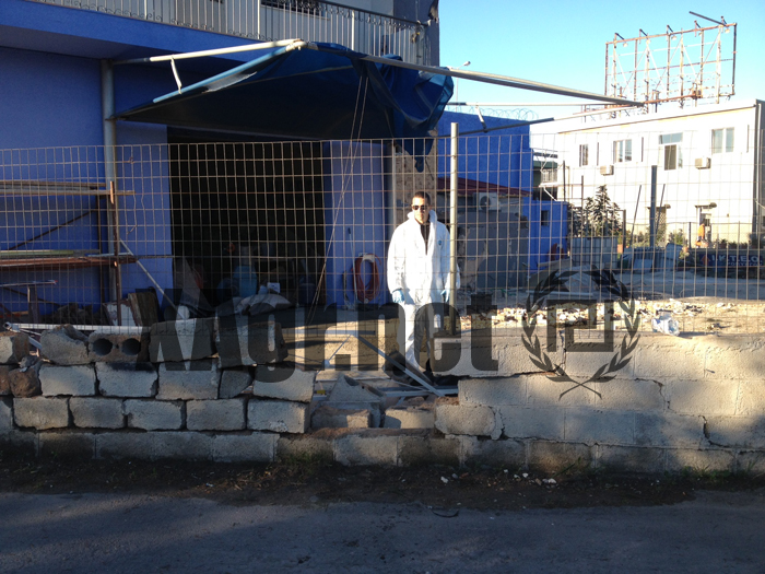 Ο Κασιδιάρης με στολή αντιτρομοκρατικής