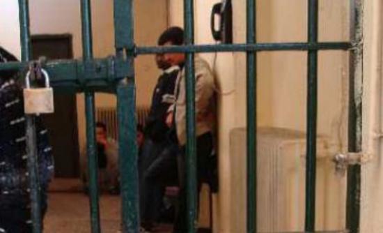 ΣΥΡΙΖΑ: Κολαστήρια τα κρατητήρια