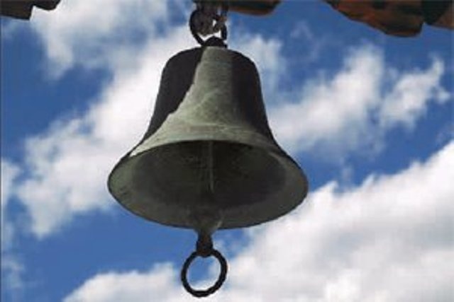 «Εξαφάνισαν» την καμπάνα