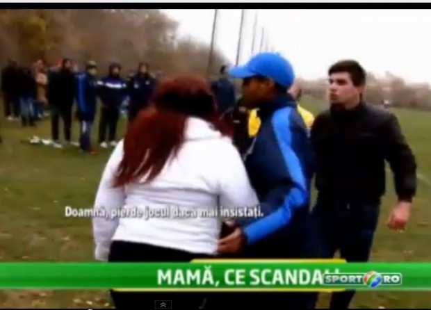 “Τι έκανες στον γιο μου ρε;”