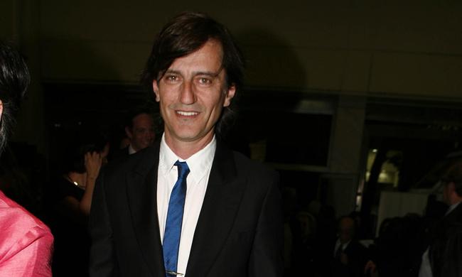 Ποιος θα αποκτήσει εκπομπή;