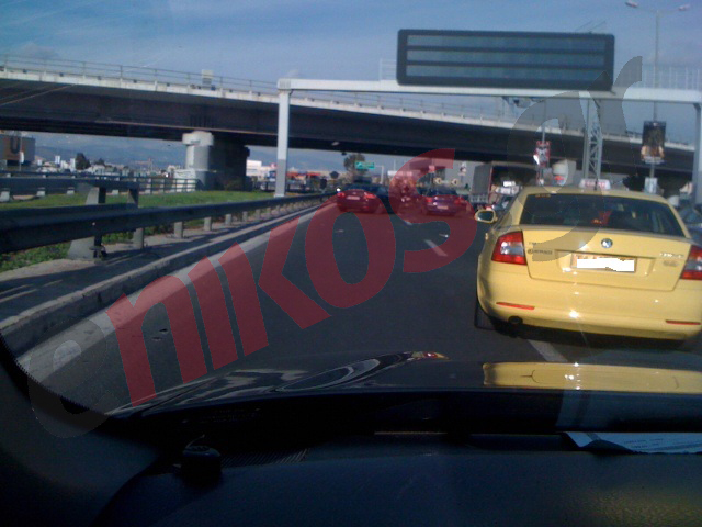 ΦΩΤΟ: Φορτηγό παρέσυρε μοτοσικλετιστή στον Κηφισό