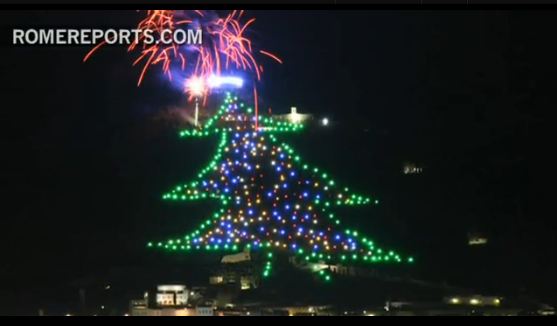 Το μεγαλύτερο Χριστουγεννιάτικο δέντρο