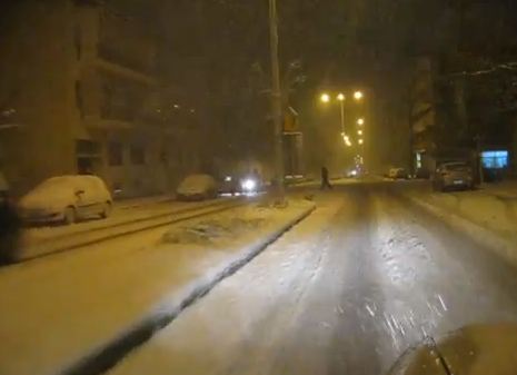 Βίντεο-Χιονίζει στην Φλώρινα