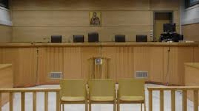 Το 2013 θα συνεχιστεί η δίκη για το σκάνδαλο