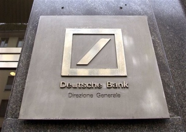 Νέα έφοδος στη Deutsche Bank