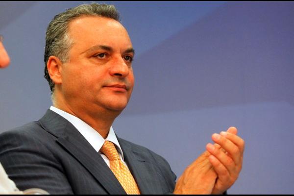 Κεφαλογιάννης: Οι βουλευτές να παίρνουν το μισθό εργάτη, αλλά…