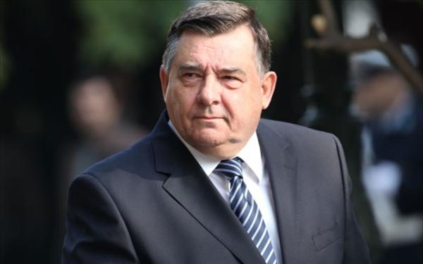 Καρατζαφέρης: “Δεν θα αντέξει η κυβέρνηση”