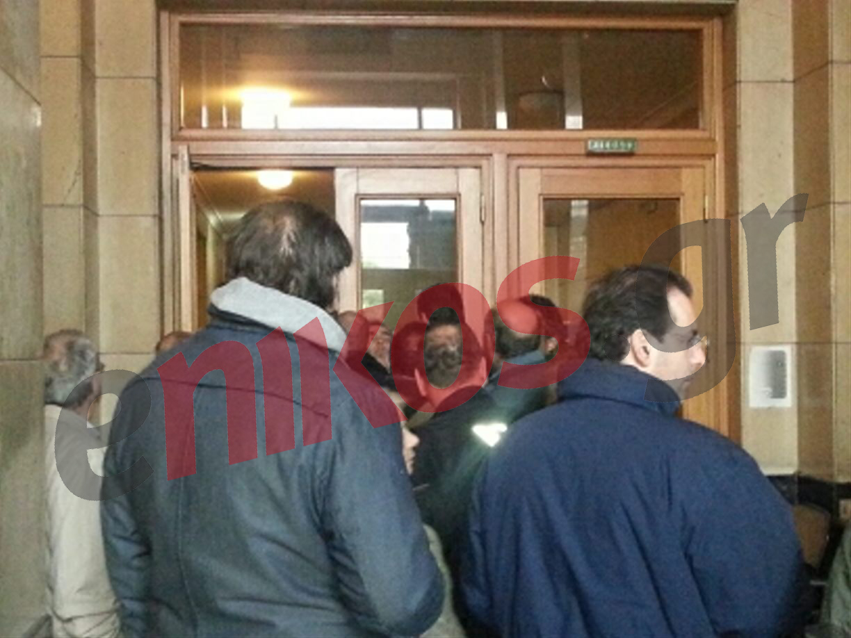 Τώρα – Συγκέντρωση ομολογιούχων στο Γενικό Λογιστήριο