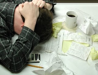 Αναγνώστης: Με αυτά που ζητά η εφορία, πως θα κάνω Χριστούγεννα;