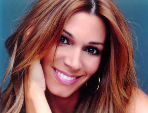 Για που πακετάρει η Έλλη Κοκκίνου;