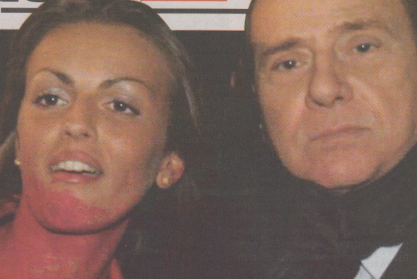 O Μπερλουσκόνι αρραβωνιάστηκε