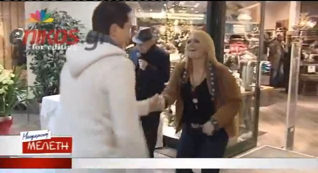 Το’χει ρίξει στο χορό η Λαμπίρη