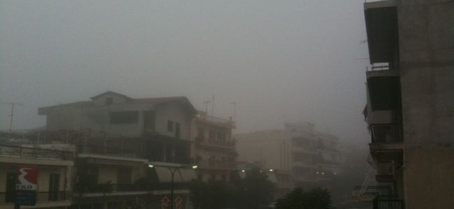 Αγρίνιο: Πέπλο ομίχλης στην πόλη